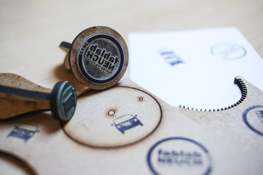 Laser Engraving vs 3D Printing: Which Technology Fits Your Needs?
